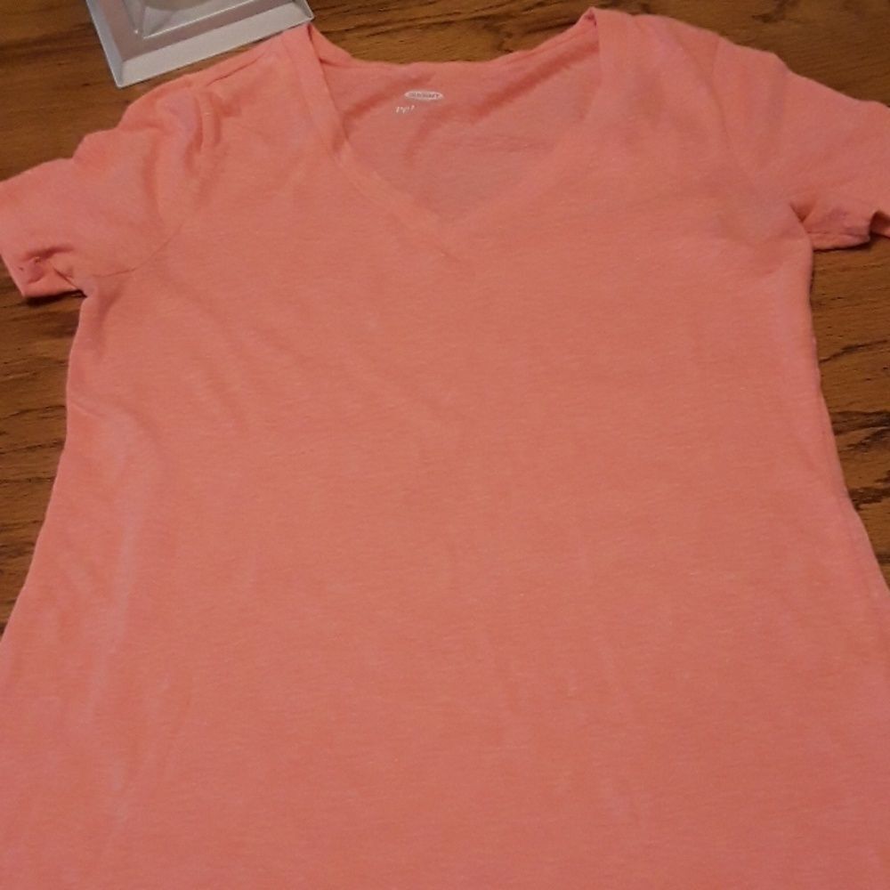 8/$20 Old Navy Relaxed Small T-Shirt